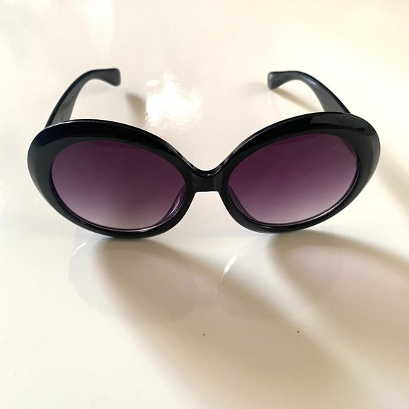 Christian Dior sunglasses, black (SOLD) - Picture 1 of 6